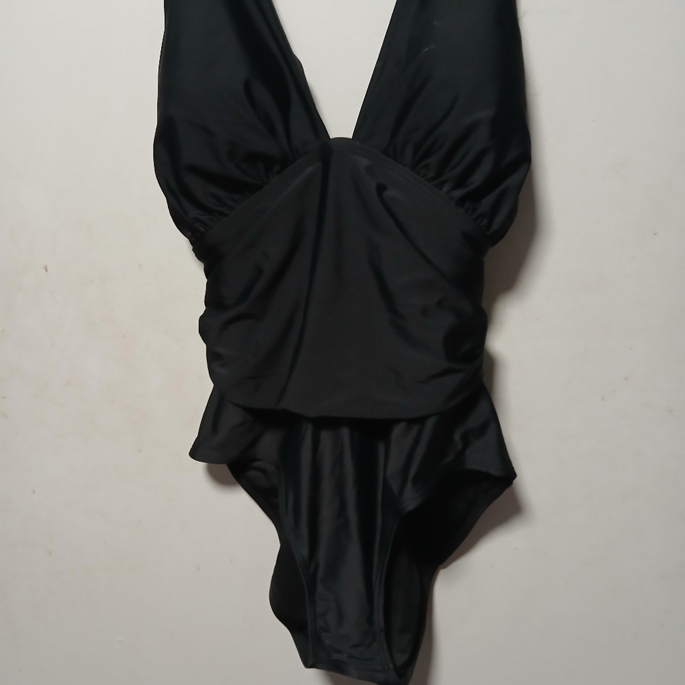 You Di an brand ladies black bathing suit. NWT. Size Large - Picture 2 of 15